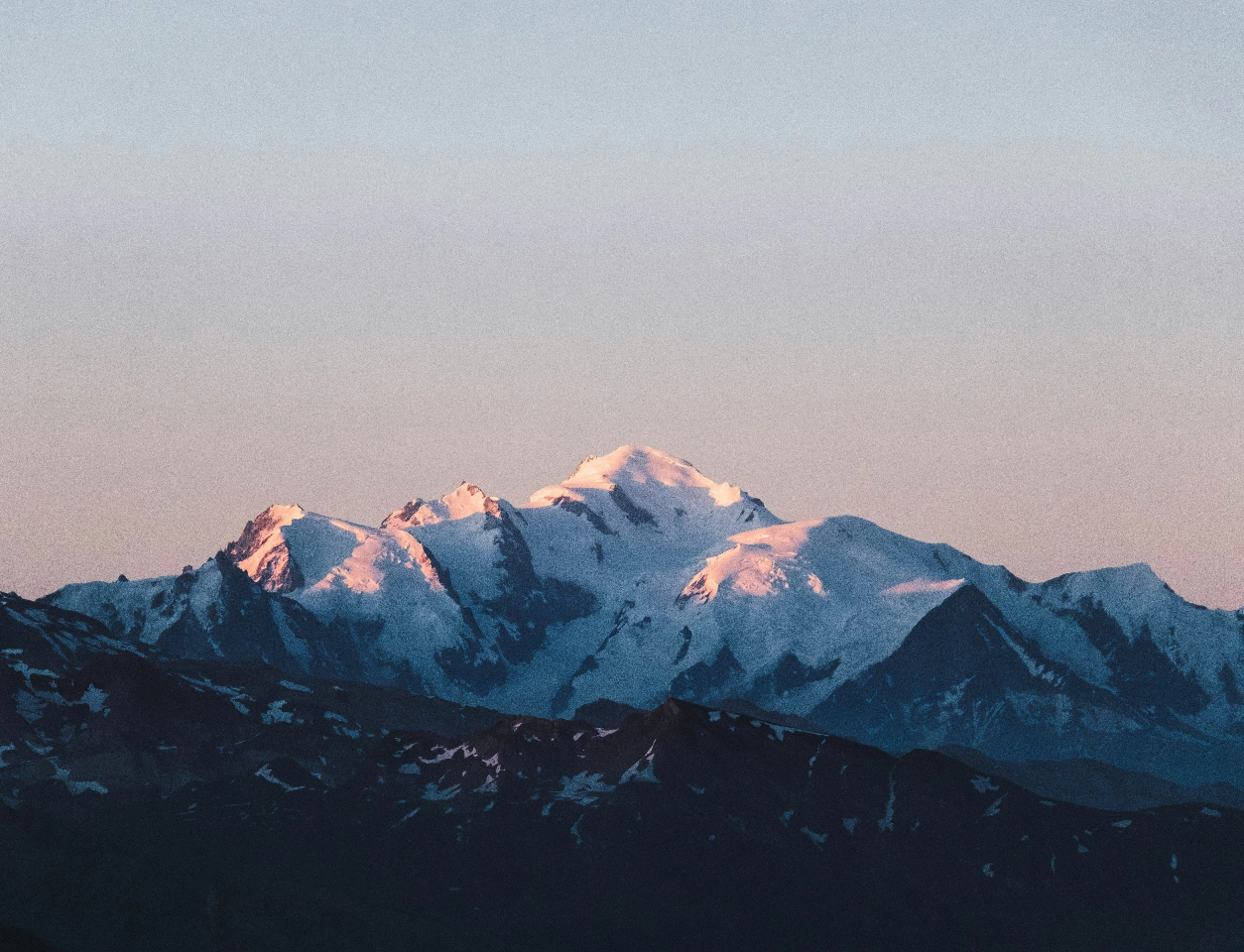 andrea-caramello-jBxee1u2RAU-unsplash@2x